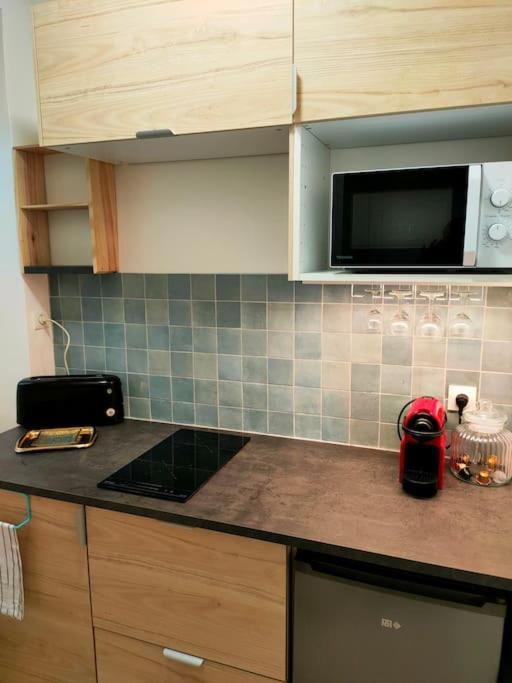 Appartement Les Abbesses باريس المظهر الخارجي الصورة
